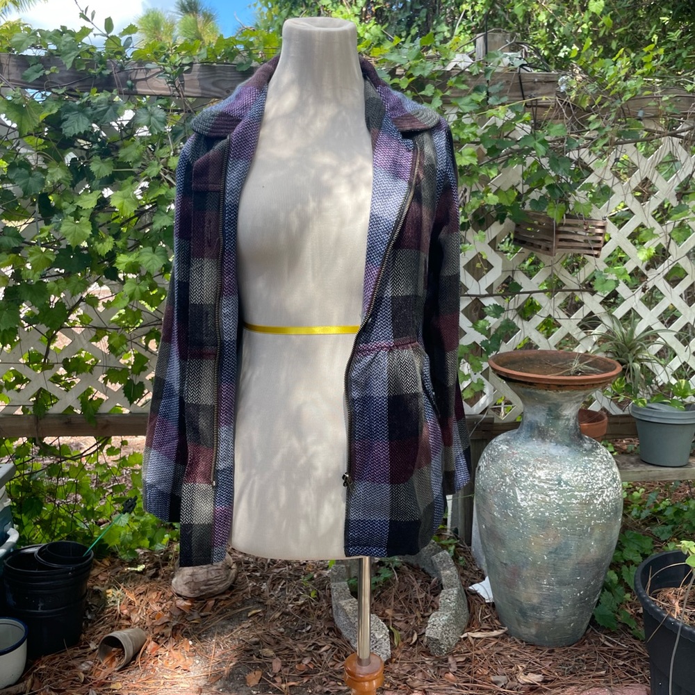 Checkerboard plaid retro volcom coat - Picture 3 of 4